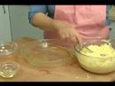 Geleneksel Koşer Yemekler Pişirme: Hazırlamak Ve Fırında Patates Kuegel