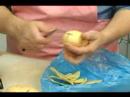 Geleneksel Koşer Yemekler Pişirme: Patates Ve Arpa Cholent Yapmak İçin Hazırlamak Resim 3