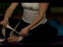 Bloklar Ve Askıları İle Yoga : Nasıl Bağlı Açı Poz Yoga Yapmak  Resim 3
