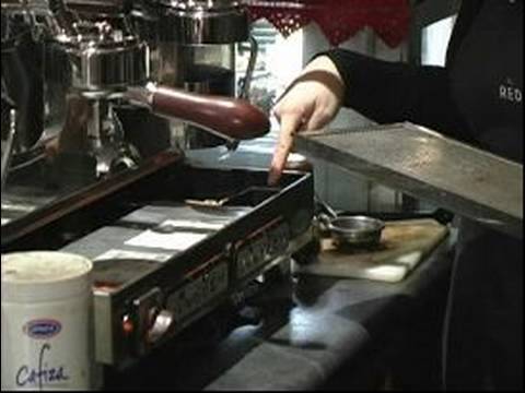Nasıl Espresso İçecekler Yapmak: Nasıl Bir Espresso Maker İçin Temizlik