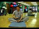 Kundalini Yoga Egzersizleri Nasıl: Kelebek Diz Kundalini Yoga Uzanıyor Resim 3