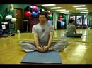 Kundalini Yoga Egzersizleri Nasıl: Kelebek Diz Kundalini Yoga Uzanıyor Resim 4