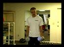Üst Vücut Egzersizleri Cross Fitness : Omuz Silkmek Üst Vücut Egzersiz Yapıyor  Resim 4