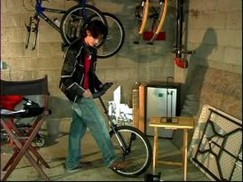 Nasıl Bir Tek Tekerlekli Sirk Bisikletine Binmek: Nasıl Bir Tek Tekerlekli Sirk Bisikletine Ayarlamak İçin