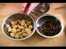 Fıstık Ezmesi Çikolatalı Kurabiye Nasıl Yapılır : Kurabiye Hamuru İçinde Şeker Sarmak İçin Nasıl  Resim 3