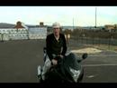 Nasıl Bir Motosiklet Üzerinde Bir Wheelie Pop : Tekerlekli Denge Noktası Sürme  Resim 3