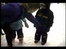 Çocuklarınızın Açık Kış Oyunları: Nasıl Çocuklarını Karda Oynadıktan Sonra Temizlemek İçin