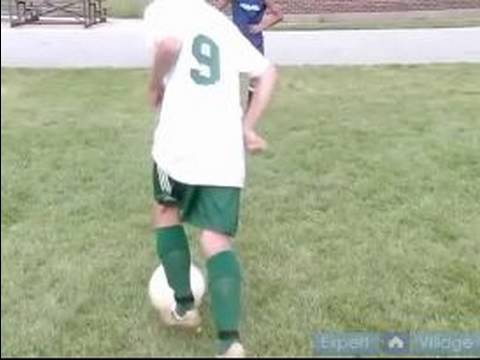 Futbol Topu Nasıl Top : Futbol Topu Hareket Bir Adım Yapmak Nasıl  Resim 1