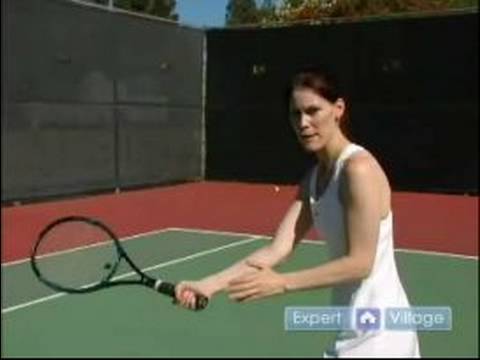 Tenis Sporu Nasıl Oynanır : Tenis Sporunda Topu Kesmek İçin Nasıl  Resim 1
