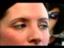 Nasıl Bir Cameron Diaz Makyaj Göz Uygulanır: Bir Cameron Diaz Makyaj Göz İçin Göz Farı Uygulamak