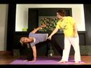 Sivananda Style Yoga: Sun Saygılarımla Ve Daha Fazla : Sivananda Yoga Genişletilmiş Açı Değişimi Resim 3