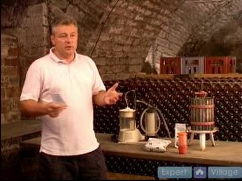 Şarap Yapma İpuçları : Yaşlanma Şarap İçin Farklı Kaplar 