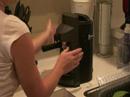 Evdeki Elektronik Aygıtlar Kullanma: Bir Espresso Makinesi Kullanma Resim 4