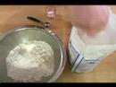 Nasıl Angel Cookies Yapmak: Kuru Malzemeler İçin Melek Kurabiye Resim 3