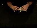 Nasıl Bir Origami Açelya Yapmak İçin : Origami Azalea İçin Çizgiler İçine Katlanır  Resim 3
