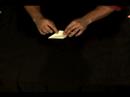 Nasıl Bir Origami Azalea : Açelya Origami İçin Bir Kenar Katlama  Resim 3