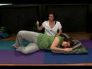 Yoga Hamile Kadınlar İçin Poz : Yan Kalça Açıcı Doğum Öncesi Yoga Poz  Resim 3