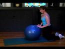14 Egzersiz Topu Egzersiz : Yan Bir Egzersiz Topu İle Çeker  Resim 4