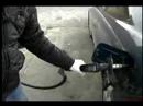 Nasıl Benzin: Gaz Pompalama İçin Bir Başlığı Kaldırma