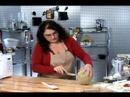 Mutfak Aletleri Nasıl Kullanılır : V Şekilli Bir Kesici Nasıl Kullanılır  Resim 4