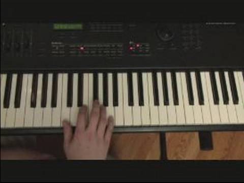 Gerginlik İle piyano Telleri : Piyano 13, 3 Büyük Bir Oyun İnversion  Resim 1