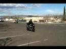 Stoppie Bir Motosiklet Dublör Yapmak İçin Nasıl : Motosiklet Stoppie Sahne Sonu  Resim 4