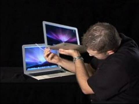 Apple Macbook Air: Macbook Air Mag-Güvenli Güç Adaptörü Kullanarak Resim 1
