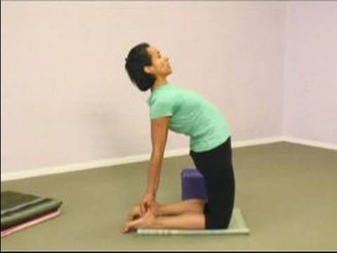 Yoga Poses Gelişmiş: Ustrasana Yoga Poz Hizalama