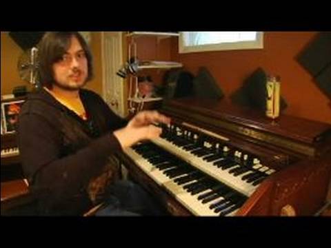 Rock And Roll Organ Dersler: Dramatik Hammond Org Satırları Oynarken Resim 1