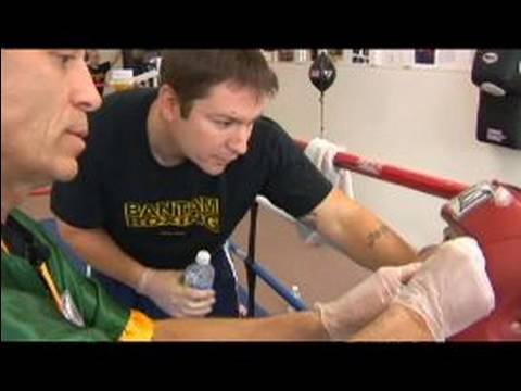 Bir Boxer'ın Köşe Koçluk: Kesim Bir Boksör Tedavi Resim 1