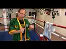 Bir Boxer'ın Köşe Koçluk: Ekipman Hazır Bir Boks Köşesinde Var