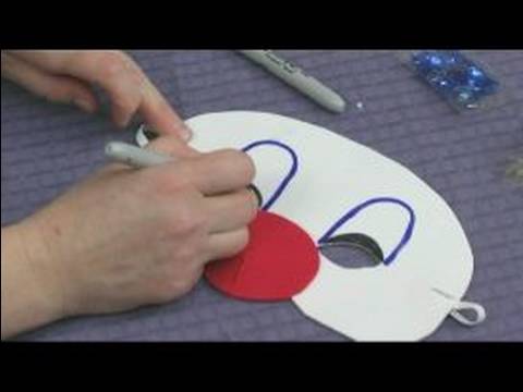 Köpük Yapma Çocuğun El Sanatları İçin Maskeler: Palyaço Makyaj Maske Üzerine Çizim