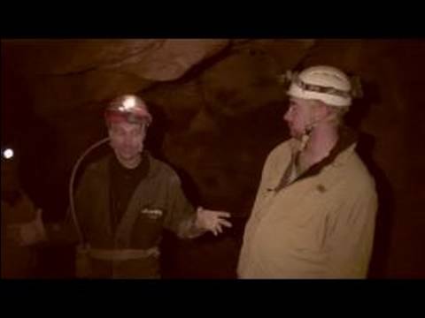 Mağaracılık Ve Emanet: Sürgülü Ve Mağaralar Delikler Geçmekte