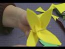 Çocuklar İçin Köpük Çiçek El Sanatları: Ayçiçeği Yaprakları Çocukların El Sanatları İçin Ekleme Resim 3
