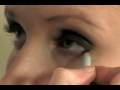 Dumanlı Göz Makyajı: Dumanlı Göz Makyajı İçin Göz Kalemi Uygulayın Resim 3