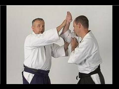 Ikkyo: Aikido Teknikleri : Bir Havai Grev Ikkyo  Resim 1