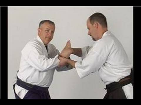 Ikkyo: Aikido Teknikleri : Çift Bilek Kapmak Gelen Ikkyo 