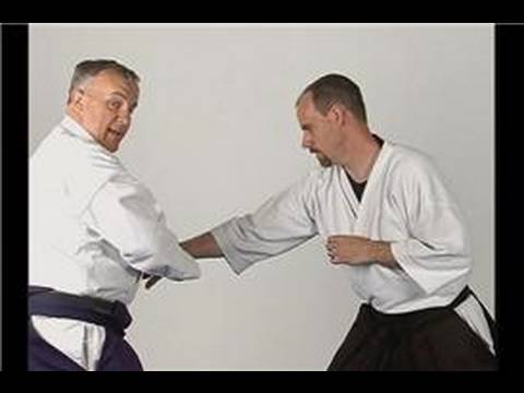 Ikkyo: Aikido Teknikleri: Bir Düz Yumruk Üzerinden Ikkyo Resim 1