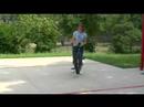 Off-Road Tek Tekerlekli Sirk Bisikletine Binme: Tipi Üzerinde Rölanti Resim 4