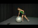 İstikrar Ball Kombinasyonu Egzersizler: İstikrar Ball Egzersizler: Glute Lift Ayakta Resim 4