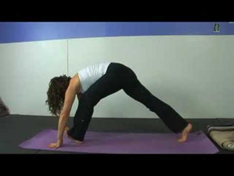 Yeni Başlayanlar İçin Yoga Twist Sırası: Düz Bacak Hamle Yoga Twist Sırası İçin