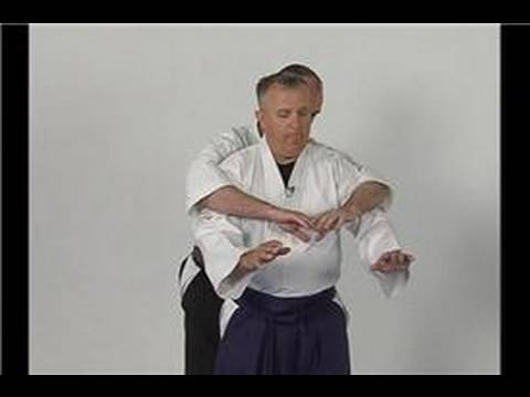 Kokyunage Temel Aikido Teknikleri: Aikido Teknikleri: Kokyunage Karşı Bir Ayı Gibi Kucaklama