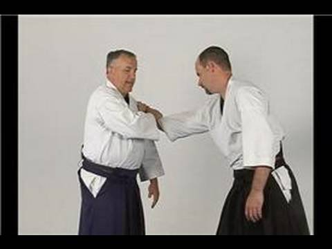 Aikido Nikyo Bilek Kilit Savunma : Aikido Tişört Tut Kendini Savunma Resim 1