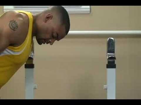 Vücut Geliştirme Egzersizleri : Vücut Geliştirme: İki El Kambur Triseps Uzatma