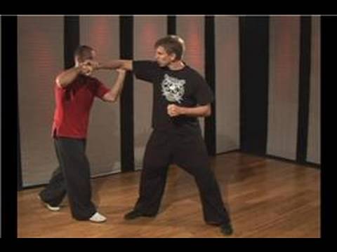 Kung Fu Karşı Atak : Kung Fu Karşı Atak: Katlama Dirsek Kilit Resim 1