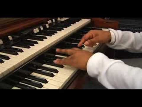 Hammond B3 Minör Akorları: Hammond B3 İpuçları: Küçük Aşağı İlk İnversiyon Chords
