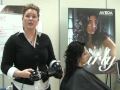 Stil Kıvırcık Saç: Saç Kıvırmak İçin Bir Difüzör Kullanarak Resim 3