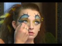 Fantezi Göz Makyajı: Bir Smudger Fırçayla Fantastik Makyaj İçin Resim 3