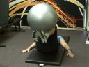 İstikrar Ball Egzersizler: Eğimli Ve Egzersiz İle İstikrar Topu Yakalamak Resim 4