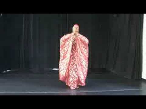 Batı Afrika Dans : Batı Afrika Dans Kostümleri Kullanarak 